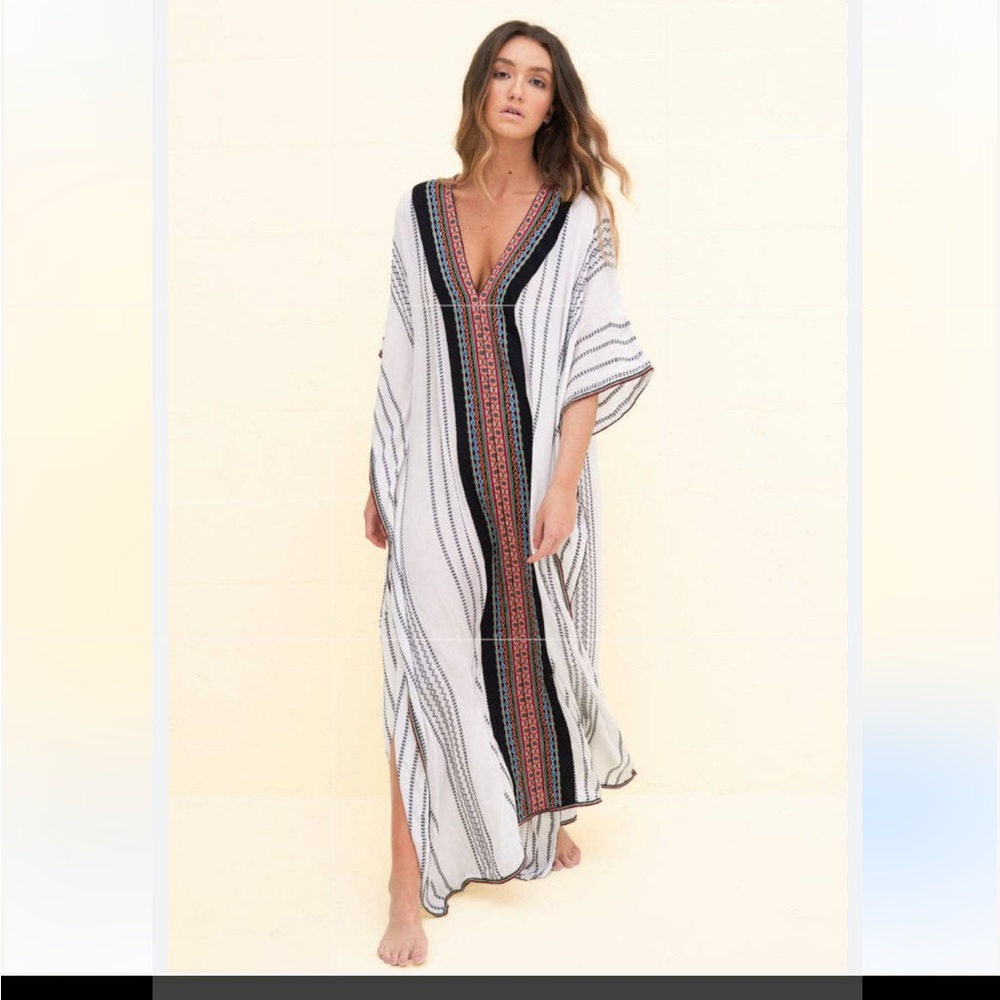 Pitusa Throbe White and Black Striped Kaftan Cover-Up Petite Small One Size EUC